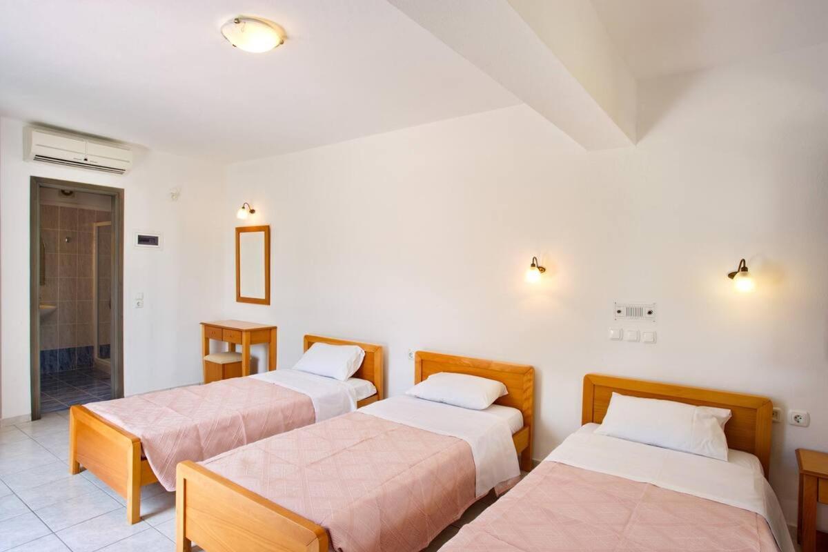Dagris Villa Studios Kamári Exteriör bild